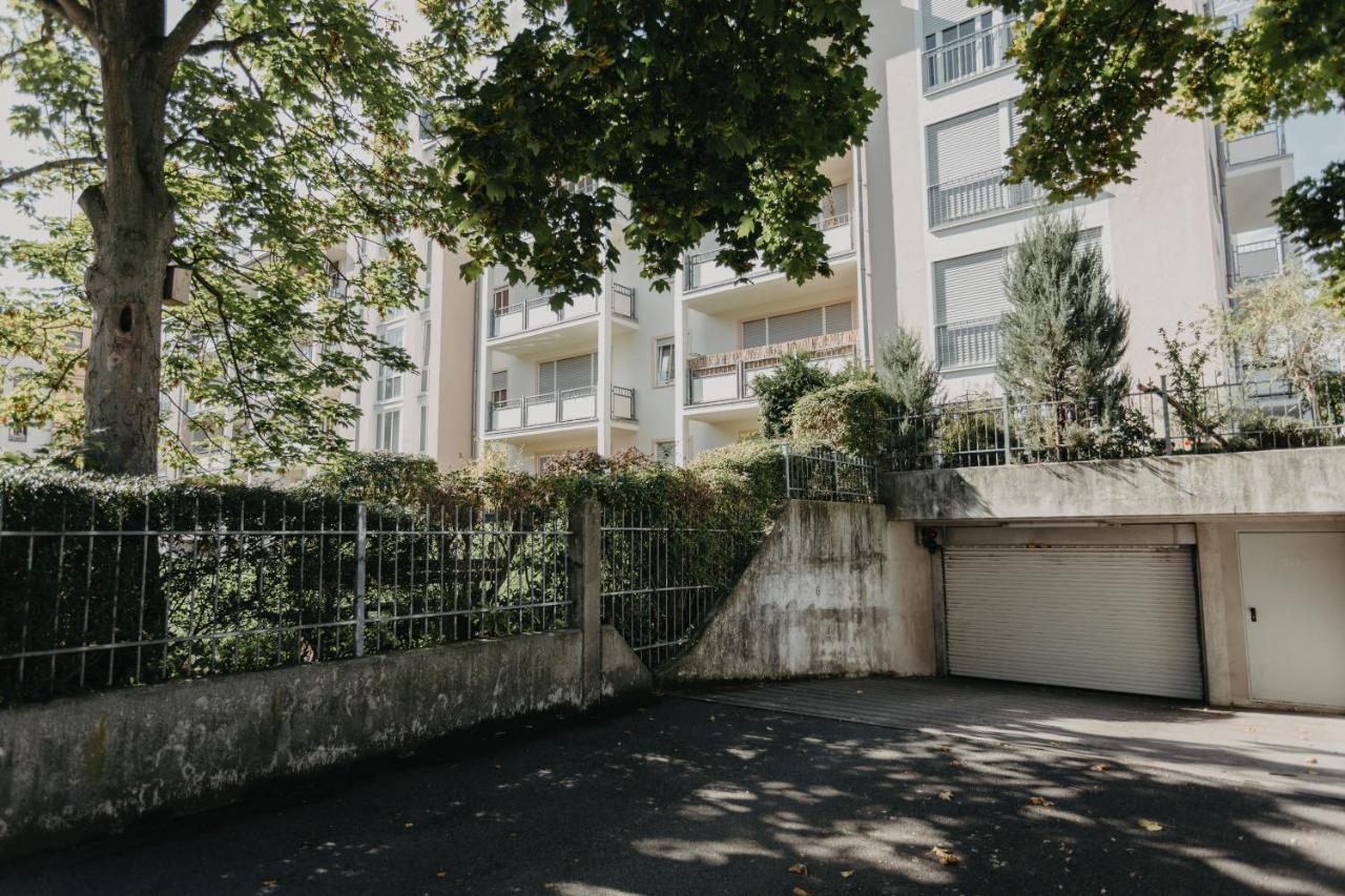 Traber Apartments Im Herzen Leipzigs Balkon Parkplatz Buitenkant foto